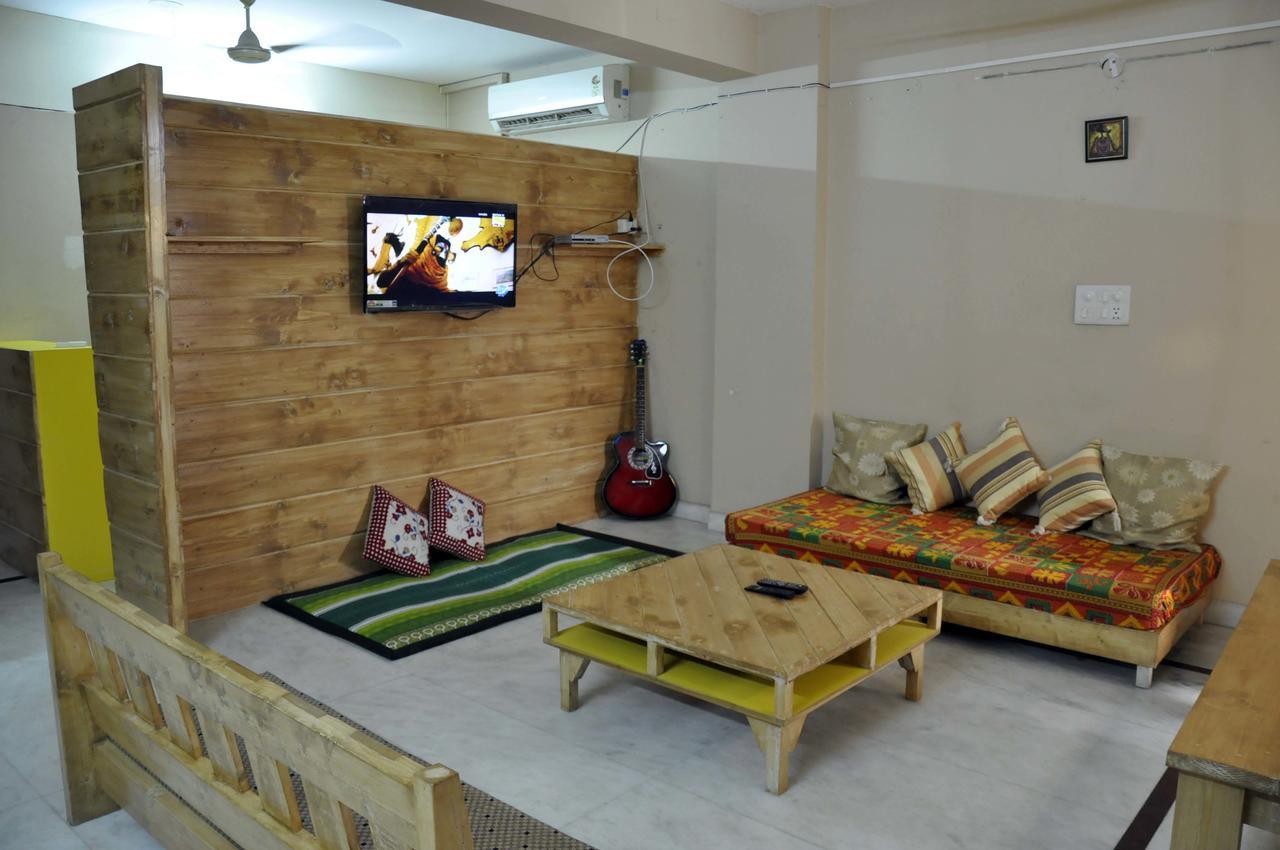 ניו דלהי Friends Hostel מראה חיצוני תמונה